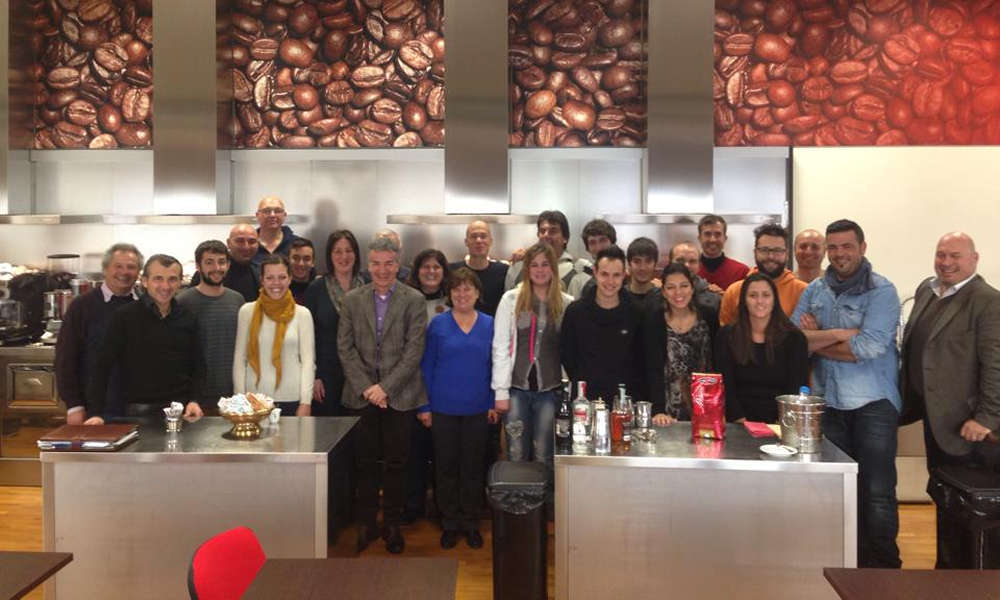 Patent of the first coffee machine in the world, filed by Luigi Bezzera in 1902